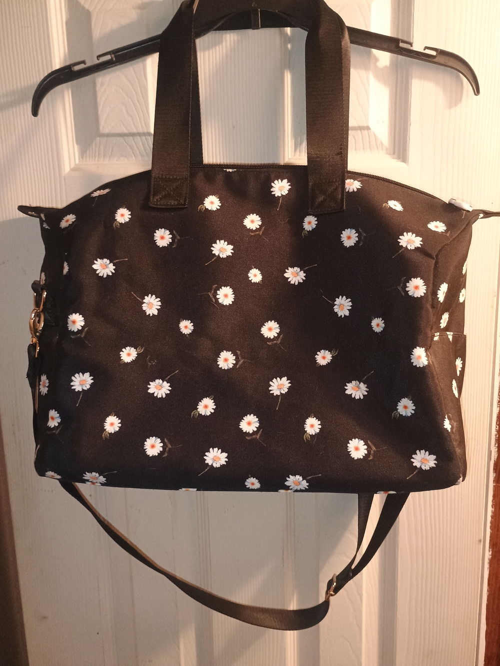 Alice + Olivia Black Daisy Travel Tote